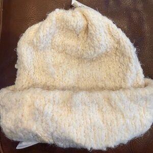 Tucker Cream Knit Hat
